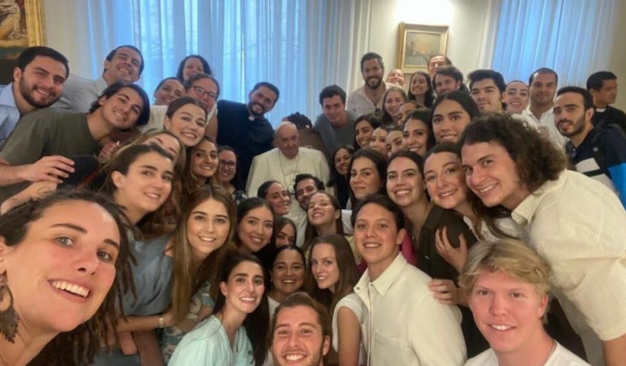 El Papa Francisco recibe a jóvenes del Regnum Christi que asistirán a la JMJ