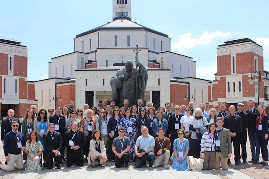 Laicos se reúnen en Cracovia para reavivar su misión