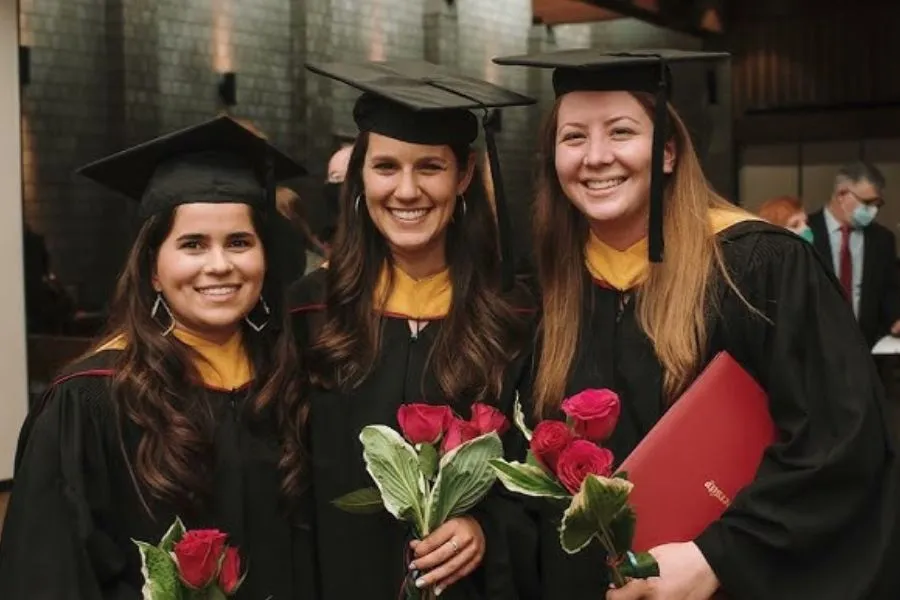 P. Charles Sikorsky, L.C., desde Divine Mercy University en EUA