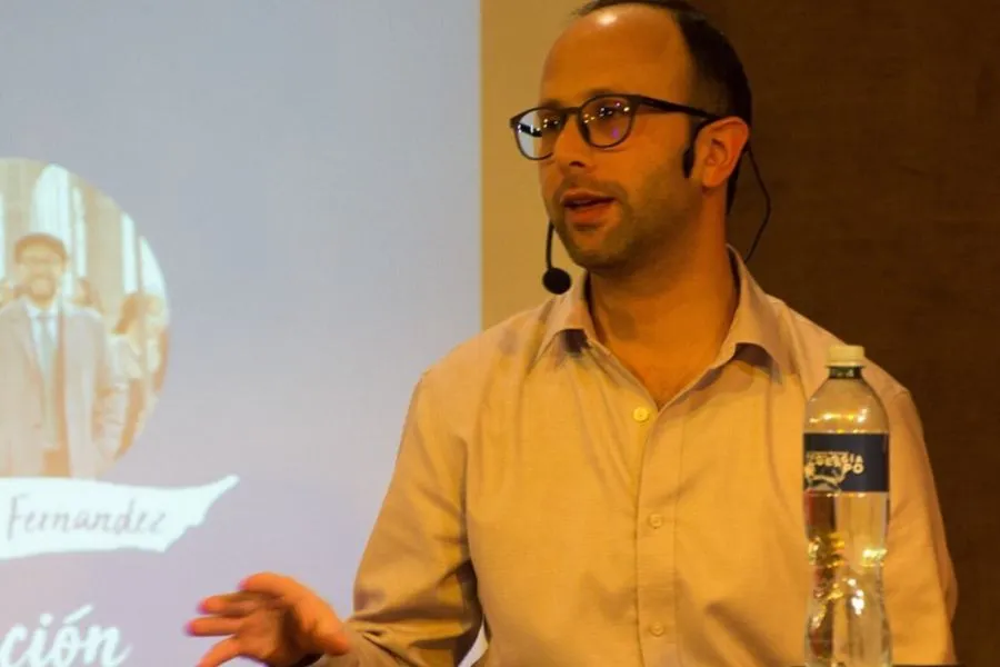 Sergio Carvallo celebra 25 años de vida consagrada