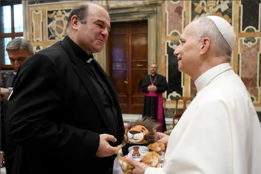 El Papa exhorta a unir fe y saber para el bien de la humanidad