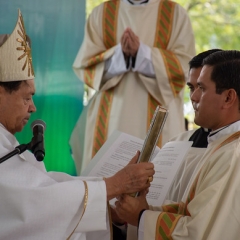 Ordenación Diaconal U. Anáhuac 2018 • <a style="font-size:0.8em;" href="http://www.flickr.com/photos/139606473@N02/45144863802/" target="_blank">View on Flickr</a>