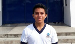 «Soy Alejandro Enríquez. Me siento muy agradecido con mi colegio, Mano Amiga Tapachula»