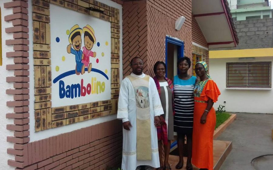 Bendición y apertura del kínder Bambolino en Costa de Marfil