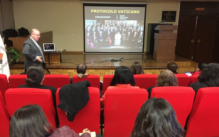 Taller de actualización profesional, en la Universidad Anáhuac, para periodistas de fuente religiosa