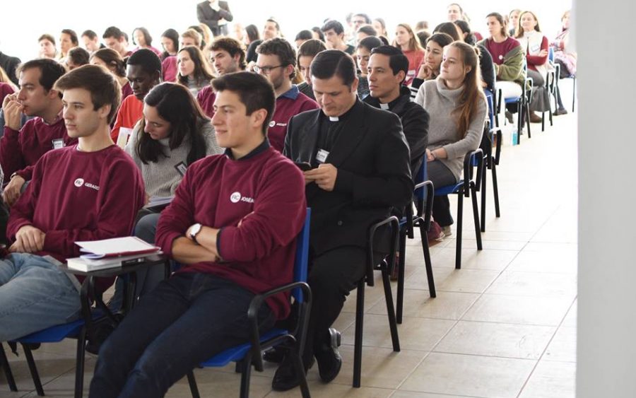 Jóvenes de Regnum Christi España en la Jornada Nacional de Formadores sobre el compromiso de evangelizar