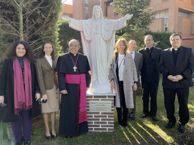 Everest School Monteclaro recibe visita del Nuncio Apostólico de España