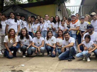 Actividades apostólicas en El Salvador - «Dejarse encontrar por el Amor»
