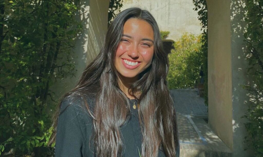 María José Bayona tiene 19 años y este año es colaboradora en Sevilla.