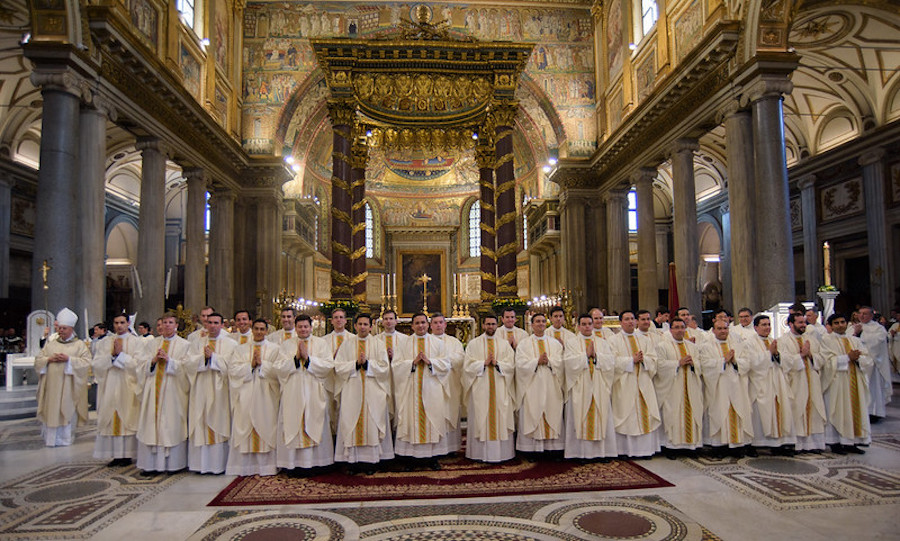 «Ya no os llamo siervos, os llamo amigos» (Jn 15, 15) - Ordenaciones Sacerdotales 2023
