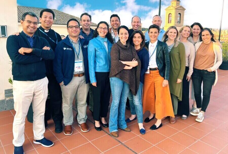 «A la escucha en una pluralidad de voces» - DirCom Week 2023