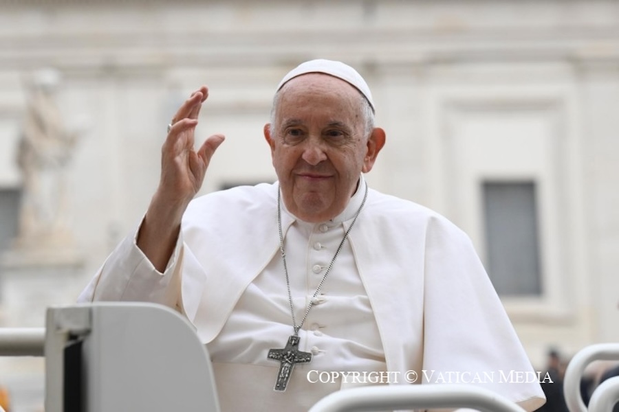 El Papa convoca para el 27 de octubre una Jornada de Oración y Ayuno por la Paz