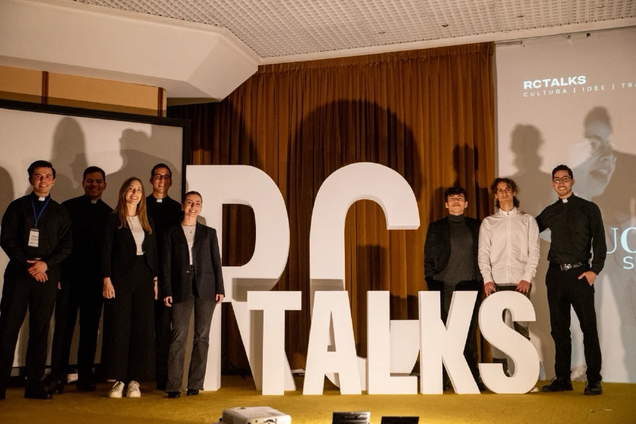 el grupo de RC Talks en Italia