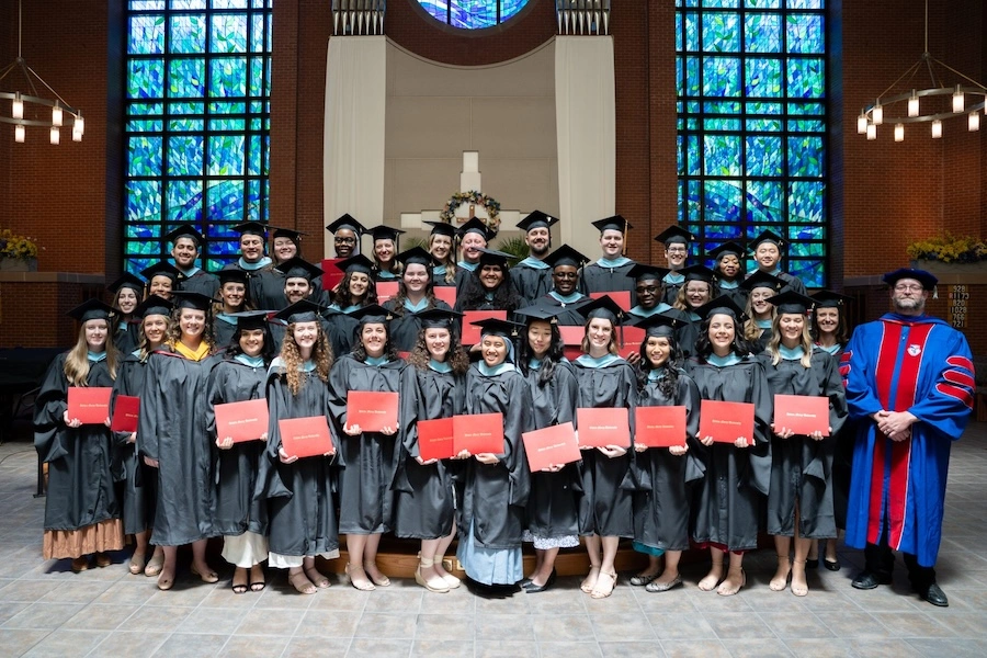 25 años formando restauradores del corazón y de la mente