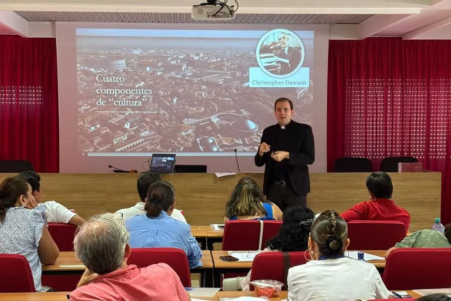 «Living a Cultural Revolution»: Christianity and Culture in Rome.