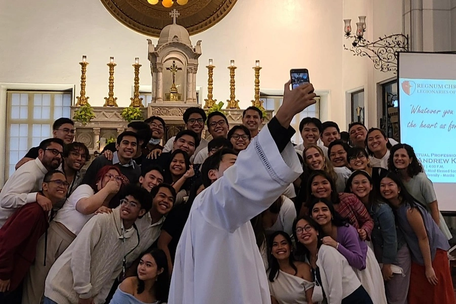 Cuando Oriente mira a Cristo: diálogo con el H. Sanguu Kan, L.C.