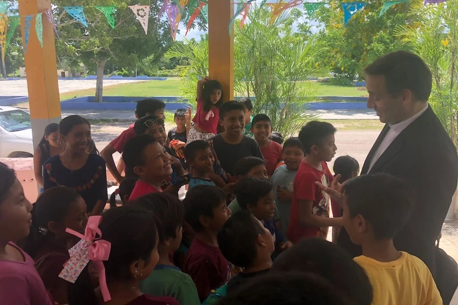 P. Martín Ribas, L.C.: entre pueblos mayas y migrantes