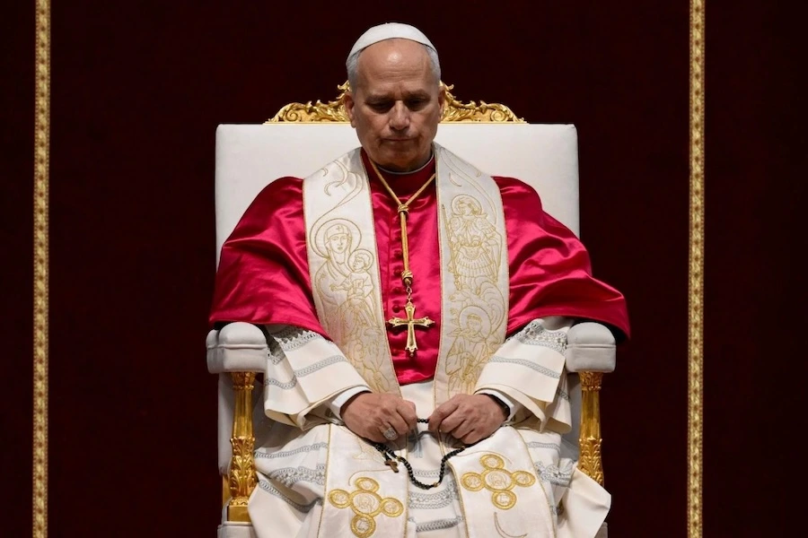 El Papa León XIV en su mensaje por la paz pide detener la guerra