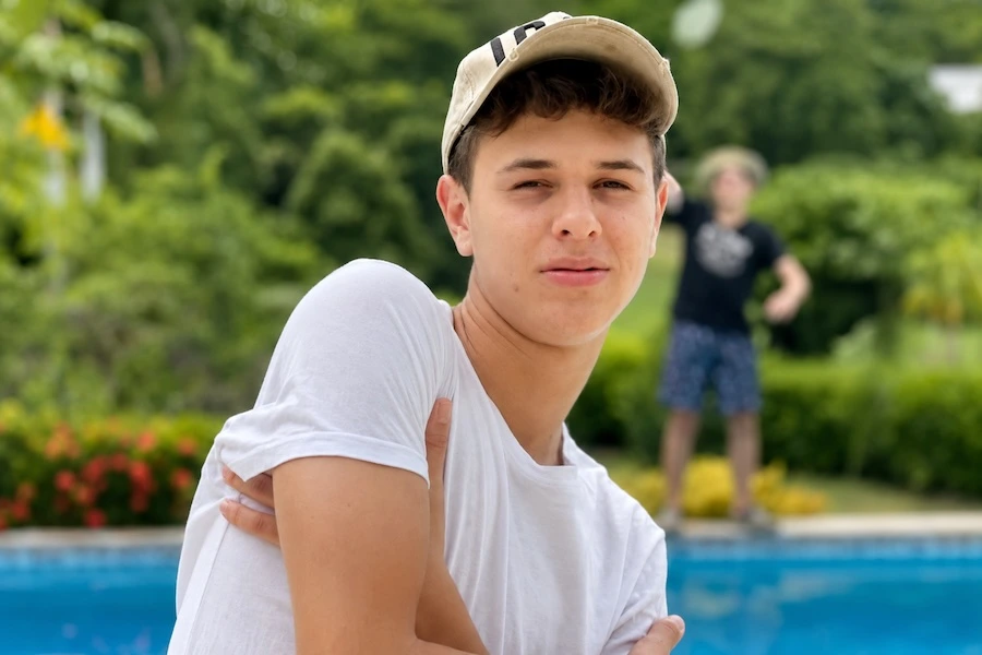 Documentary: Faith and Friendship of David Baena and Juan Diego Salazar