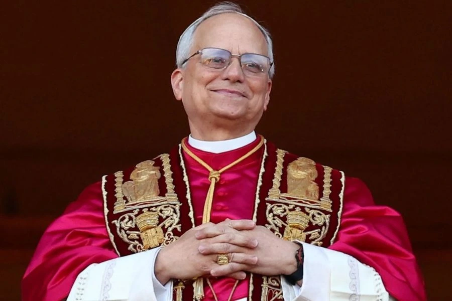 León XIV, un año de pontificado: paz desarmada y desarmante