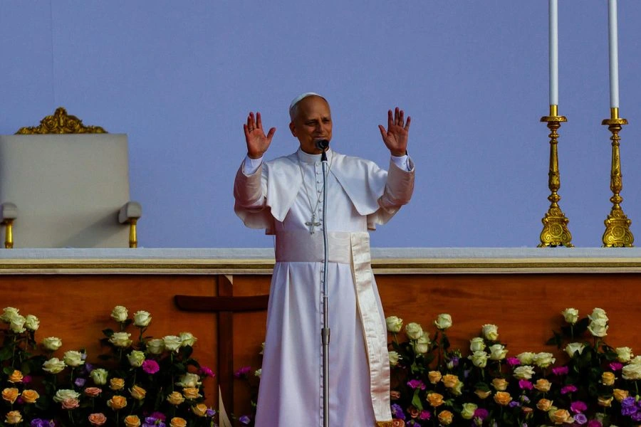 León XIV, un año de pontificado: paz desarmada y desarmante
