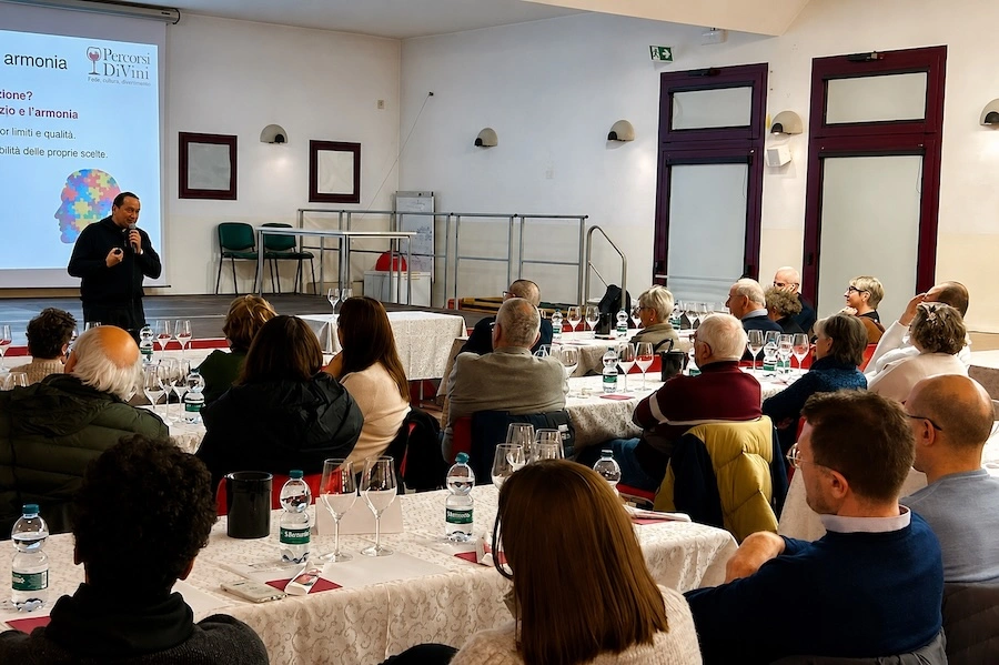 En Italia, una copa de vino abre caminos de fe: Percorsi DiVini